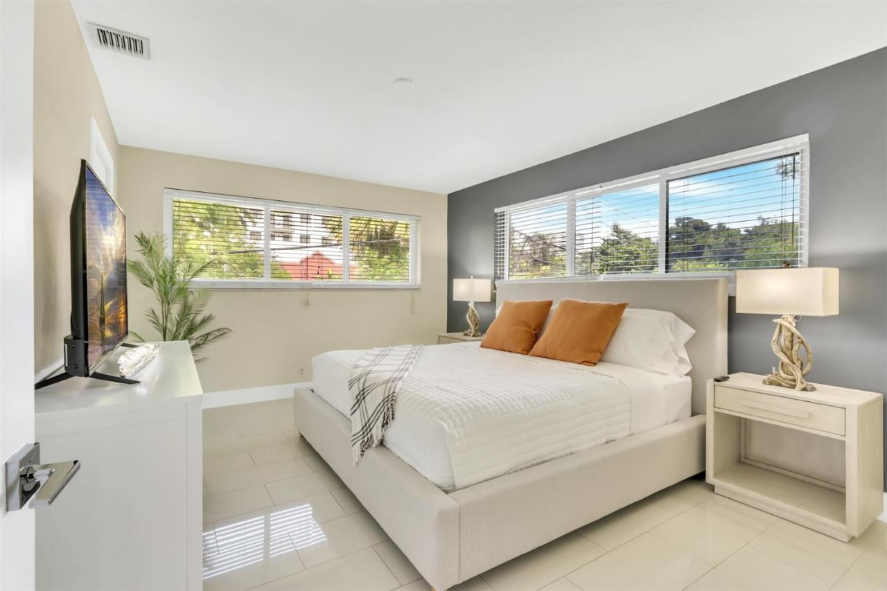 Bright Pompano Beach With Pool Access Eksteriør billede