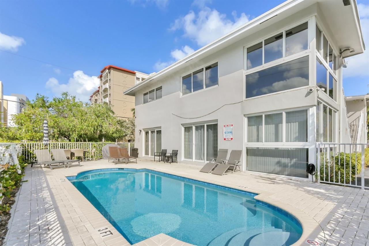 Bright Pompano Beach With Pool Access Eksteriør billede